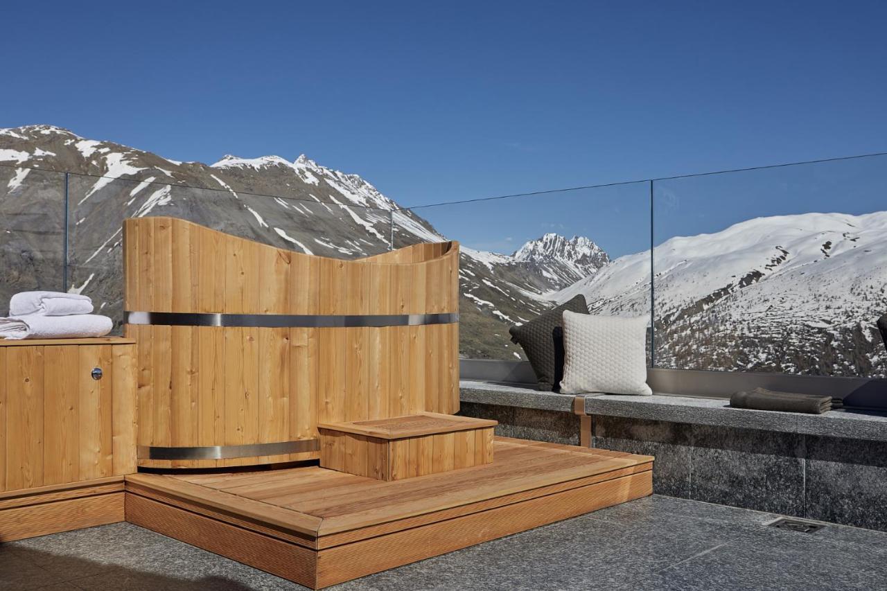 Hotel Dimora Degli Dei 4*